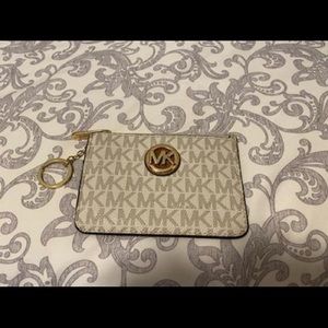 Micheal Kors Wristlet